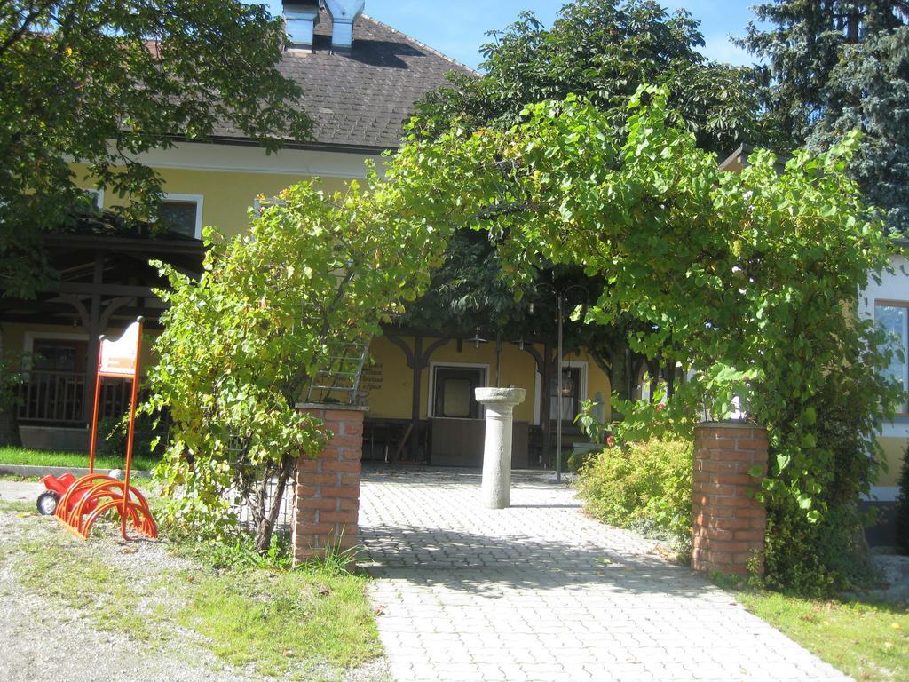 Gasthof Muhr Wirt Z'Bierbaum Hotel Gampern Exterior foto